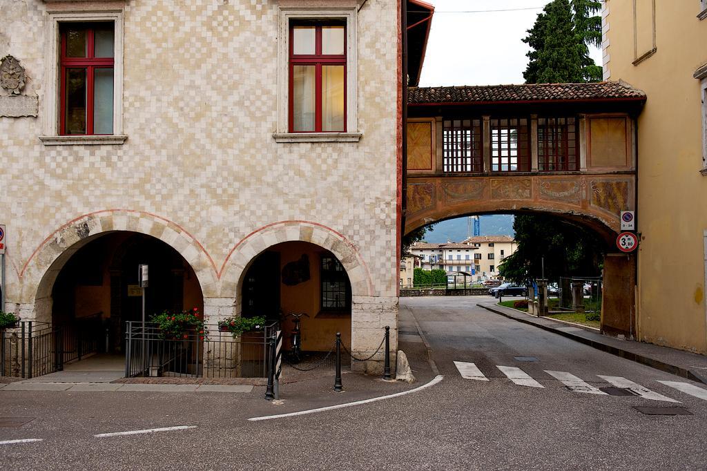 Mercure Nerocubo Rovereto Роверето Екстериор снимка