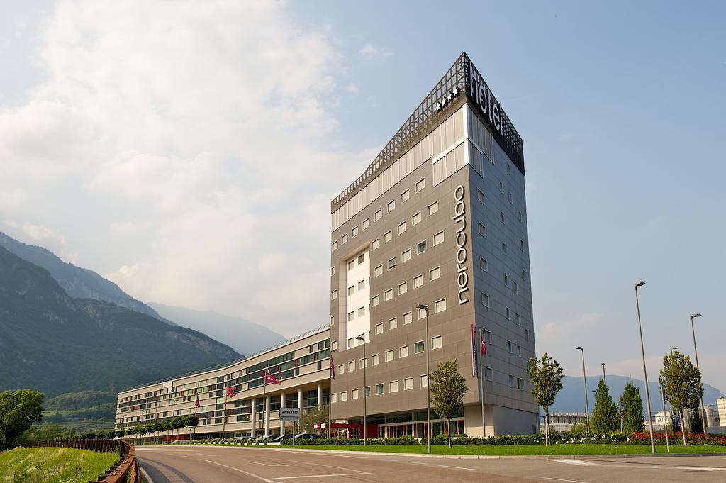 Mercure Nerocubo Rovereto Роверето Екстериор снимка